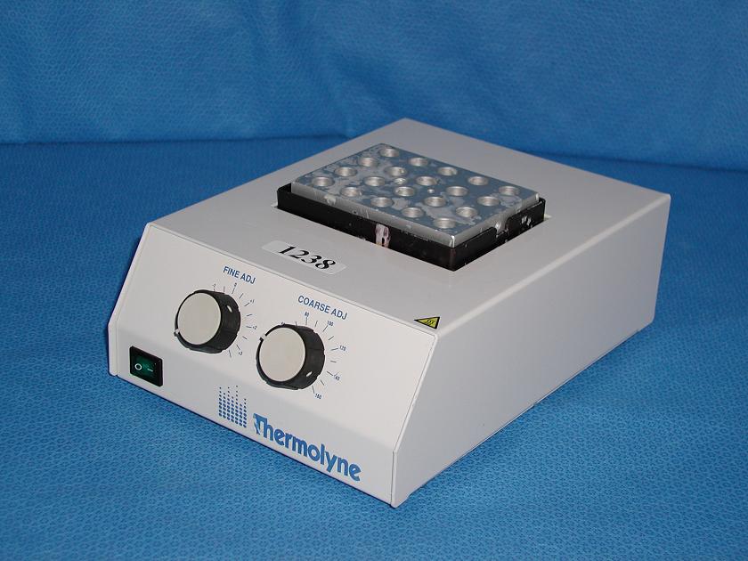 1238: Thermolyne Dry Bath, Stirrer / Heater, Branstead  Thermolyne