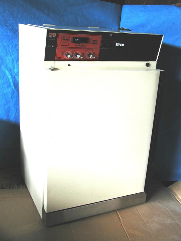 1656: Napco Water Jacket CO2 Incubator, Incubator / Oven, National Appliance Company NAPCO
