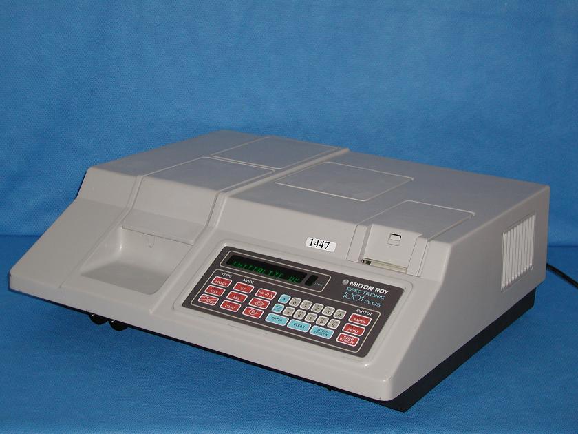 1447: Milton Roy Spectronic 1001 Plus, Spectrometer / Spectrophotometer, Milton Roy