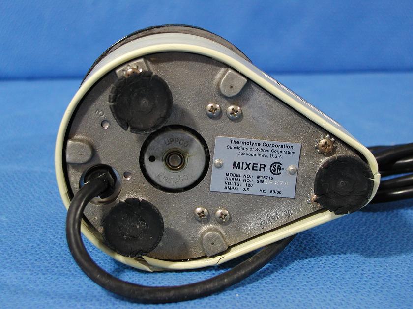 1583: Thermolyne M16700 Mixer, Shaker / Rotator / Mixer / Vortexer, Branstead  Thermolyne