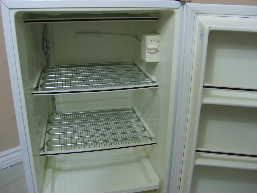 1042: Revco Under-Counter Freezer, Refrigerator / Freezer, Revco Scientific