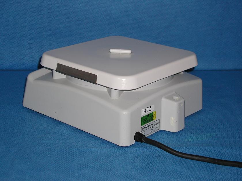 1472: Fisher Scientific Magnetic Stirrer, Stirrer / Heater, Fisher Scientific