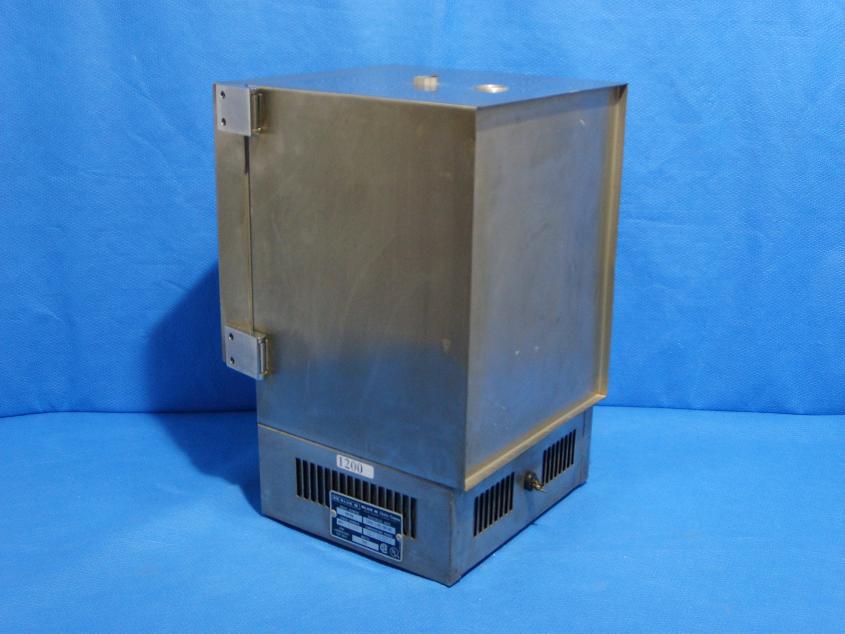 1200: Blue M Oven, Incubator / Oven, Blue M Electric