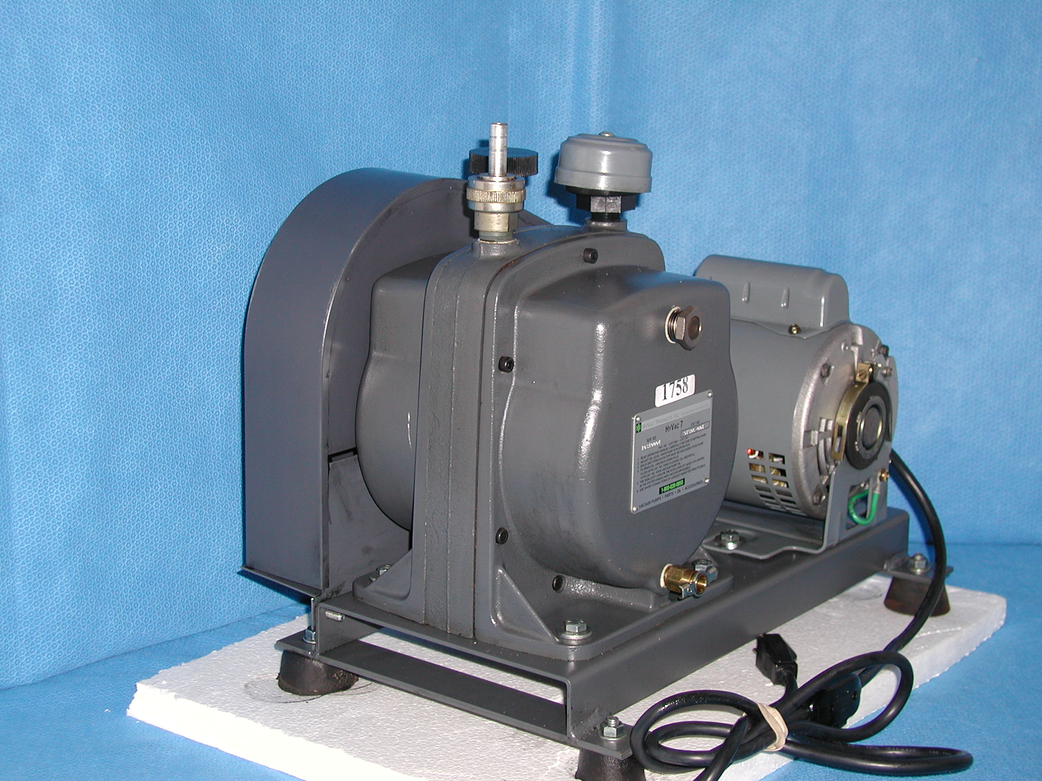 1758: Hyvac 7 Vacuum Pump, Pump, Boekel Scientific