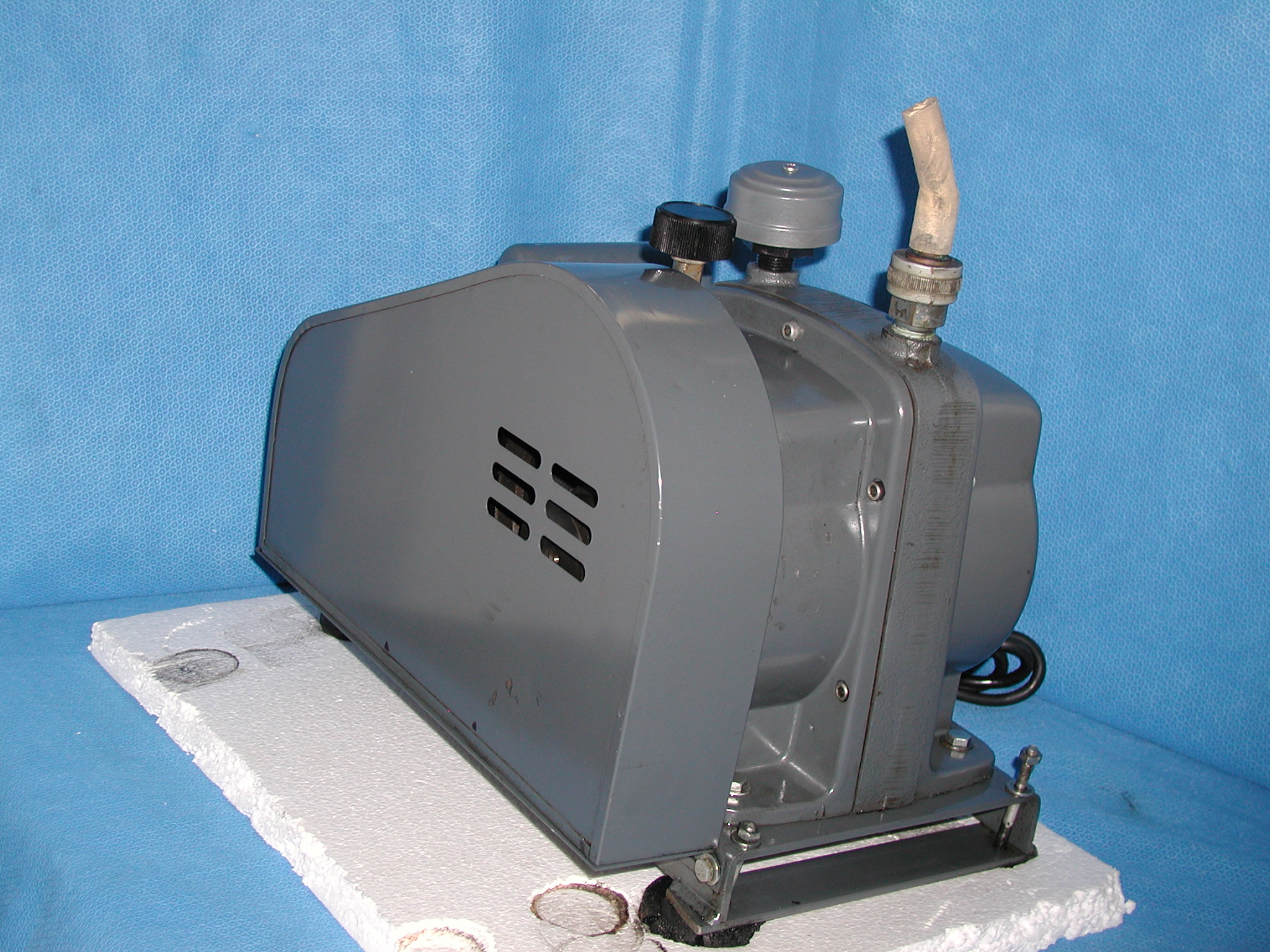 1760: Hyvac 7 Vacuum Pump, Pump, Boekel Scientific