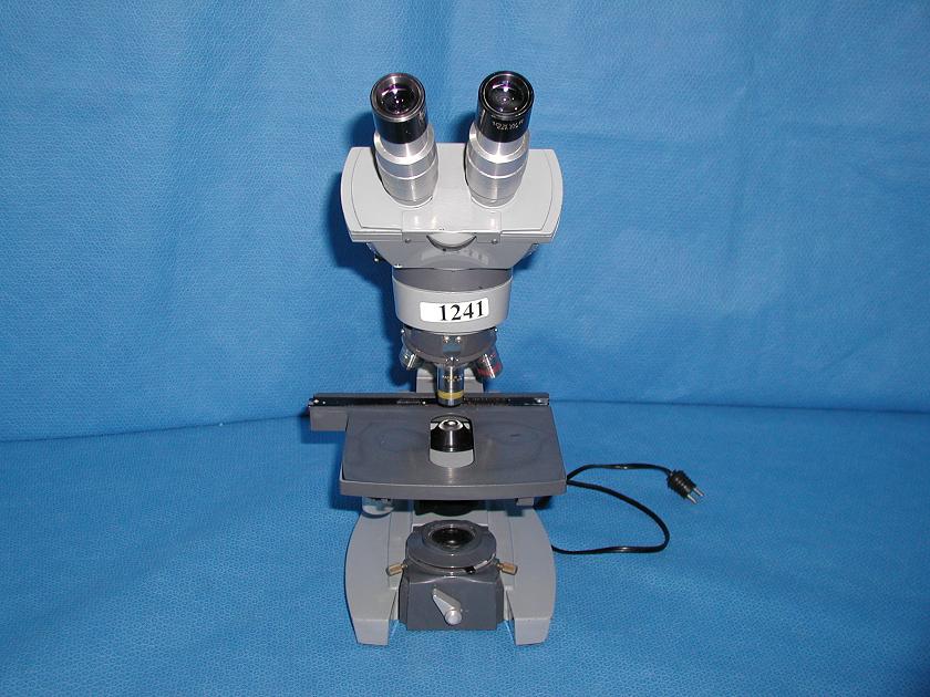 1241: American Optic 1036A Microscope, Optic / Microscope, American Optical