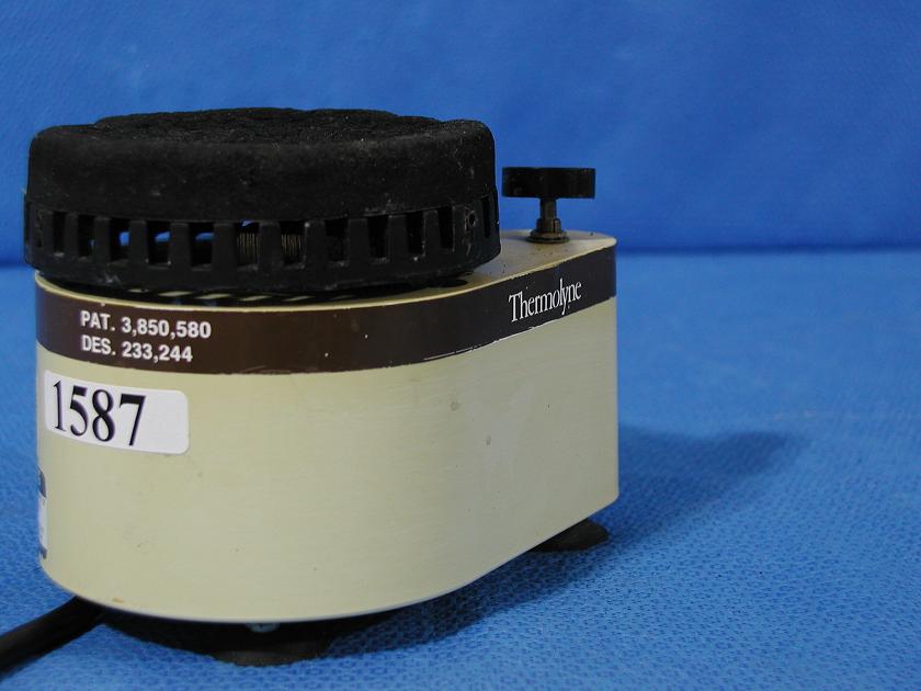 1587: Thermolyne M16700 Mixer, Shaker / Rotator / Mixer / Vortexer, Branstead  Thermolyne