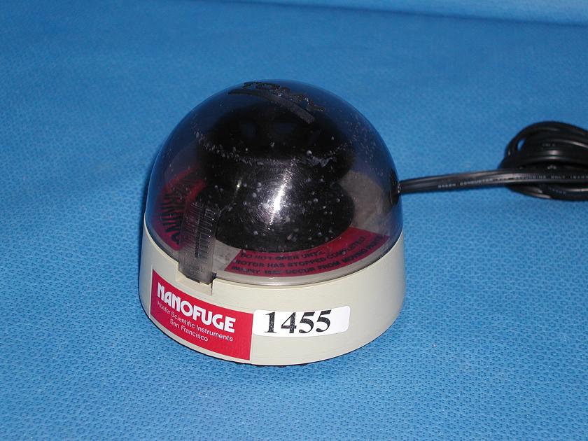 1455: Tomy HF - 120 NanoFuge, Centrifuge, Tomy Seiko