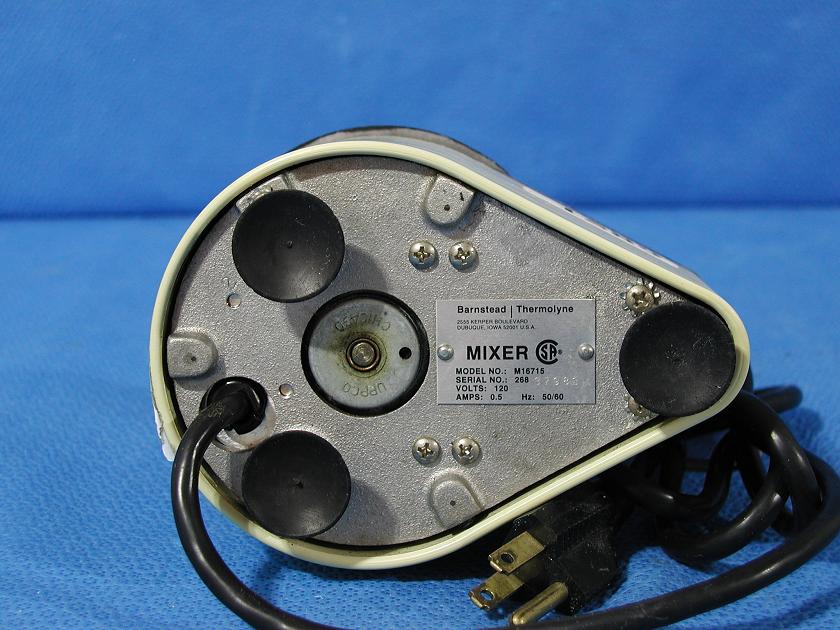 1589: Thermolyne M16700 Mixer, Shaker / Rotator / Mixer / Vortexer, Branstead  Thermolyne