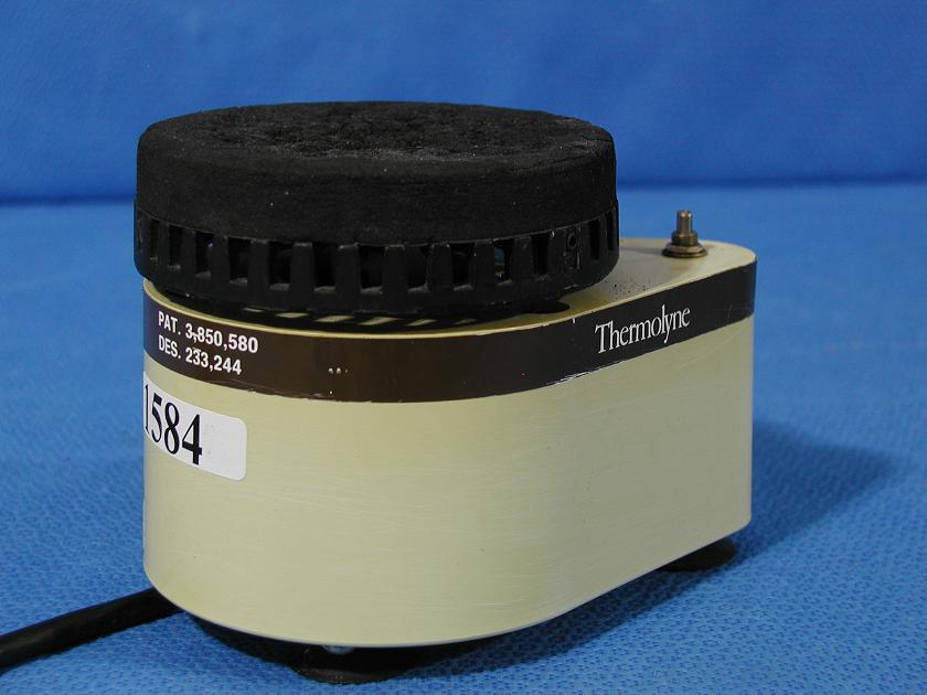 1584: Thermolyne M16700 Mixer, Shaker / Rotator / Mixer / Vortexer, Branstead  Thermolyne