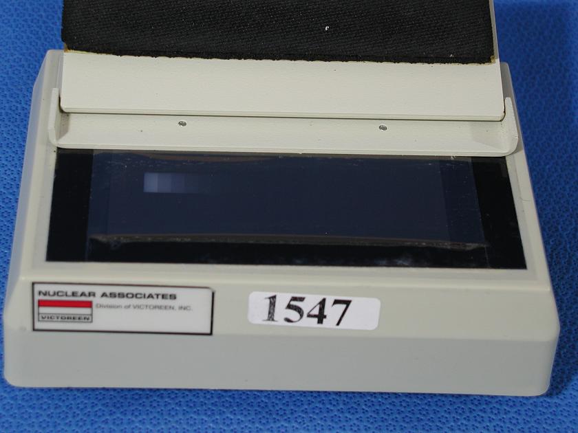 1547: Victoreen Dual Color Electronic Sensitometer, PH Meter / Conductivity Meters, Victoreen Associates