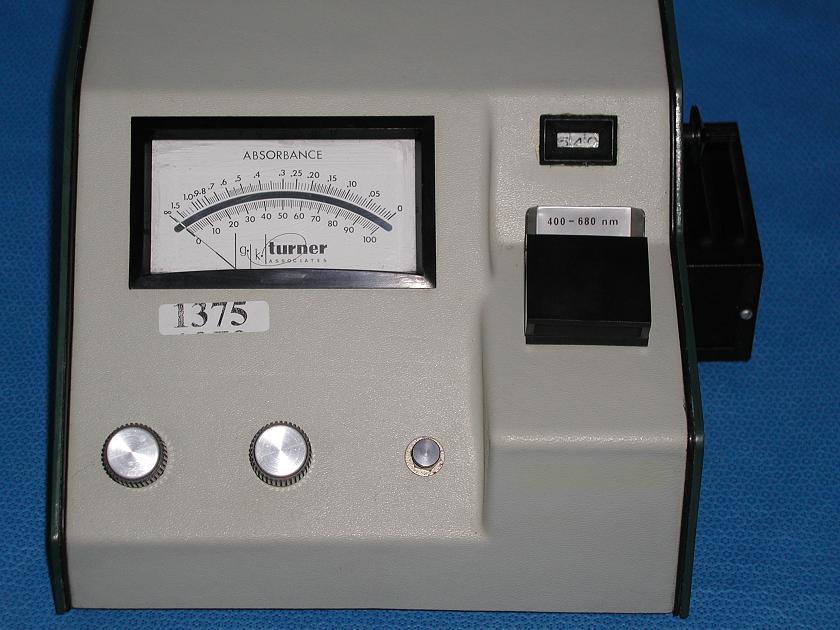 1375: G. K. Turner Spectrophotometer, Spectrometer / Spectrophotometer, G K Turner Associates