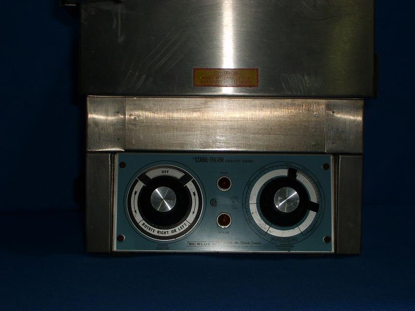 1200: Blue M Oven, Incubator / Oven, Blue M Electric