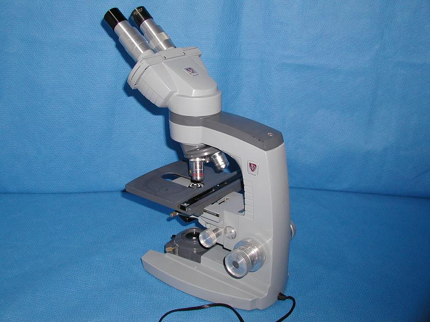 1241: American Optic 1036A Microscope, Optic / Microscope, American Optical