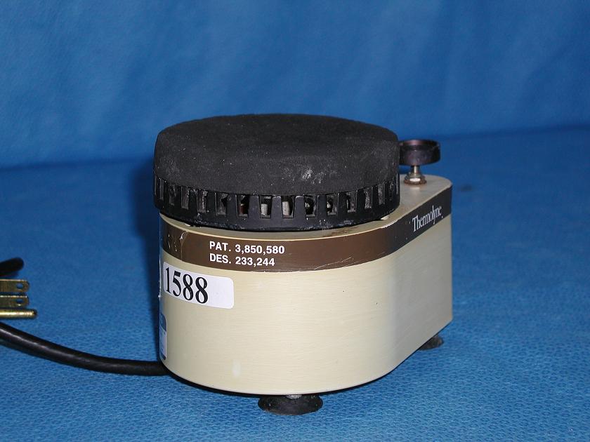 1588: Thermolyne M16700 Mixer, Shaker / Rotator / Mixer / Vortexer, Branstead  Thermolyne