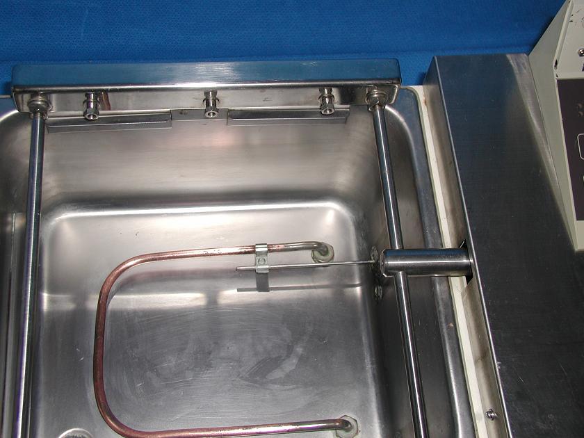 1501: American Scientific BT - 23 Water Bath Shaker, Water Bath / Circulator, American Scientific Products