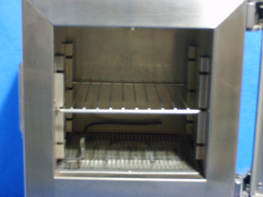 1200: Blue M Oven, Incubator / Oven, Blue M Electric