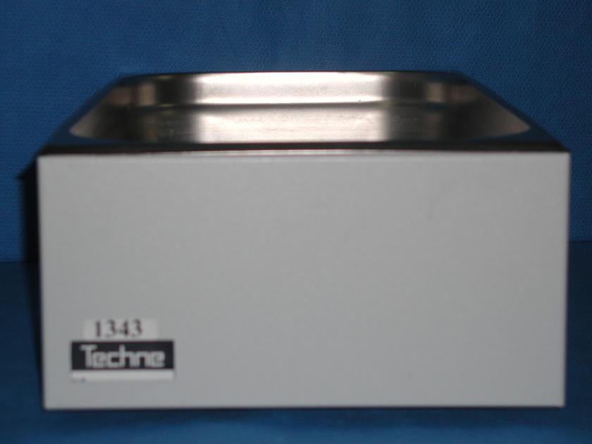 1343: Techne B - 18 Water Bath, Water Bath / Circulator, Techne