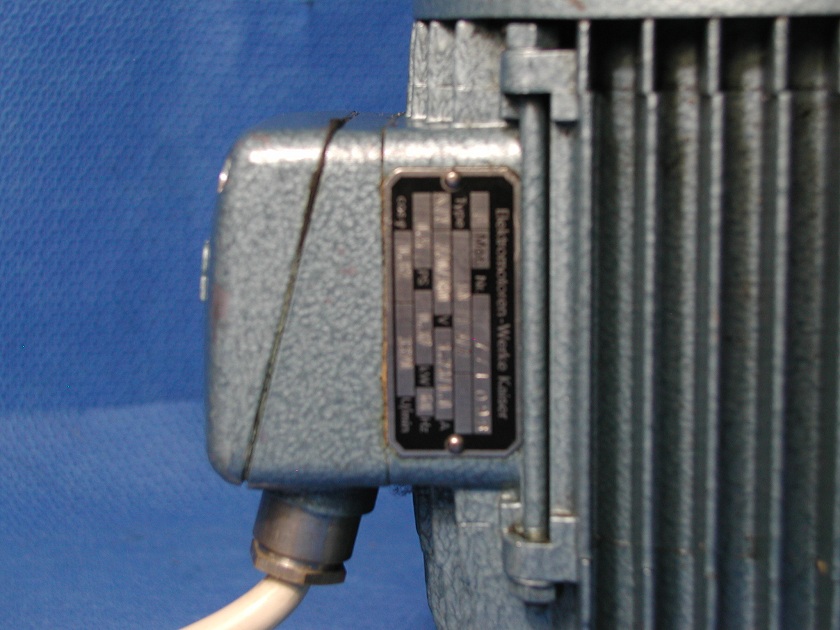 1723: Vacuubrand RZ - 12 Vacuum Pump, Pump, Vacuubrand