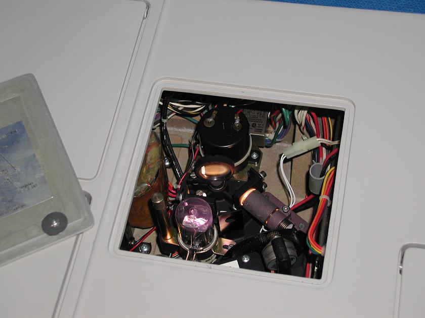 1447: Milton Roy Spectronic 1001 Plus, Spectrometer / Spectrophotometer, Milton Roy