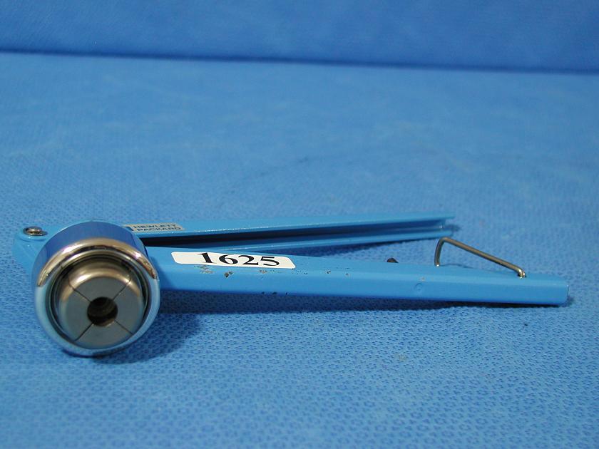 1625: Hewlett Packard Manual Cap Crimper, Miscellaneous Lab Items, HP Hewlett Packard