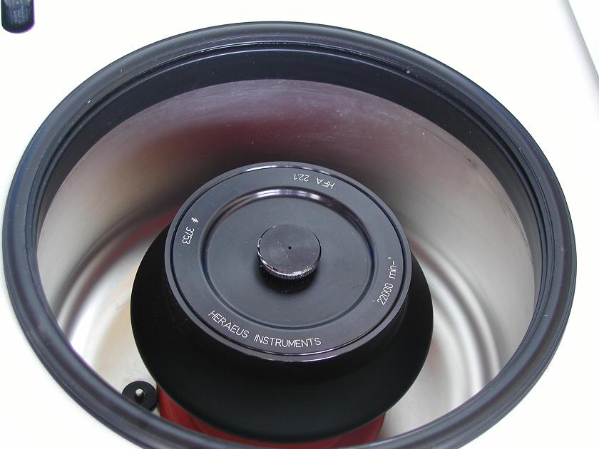 1632: Heraeus 17RS Refrigerated Centrifuge, Centrifuge, Heraeus Instruments