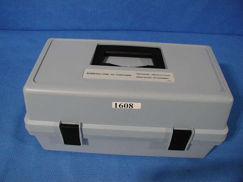 1608: BioMerieux Vitek Colorimeter, PH Meter / Conductivity Meters, BioMerieux Vitek