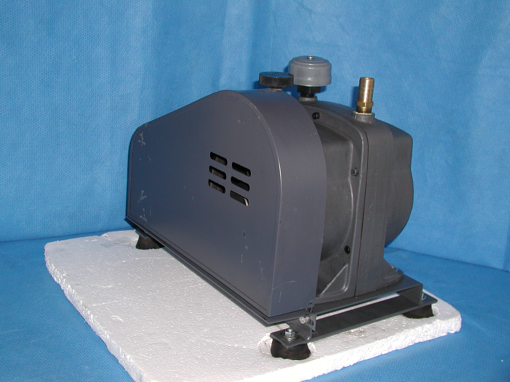 1754: Hyvac 7 Vacuum Pump, Pump, Boekel Scientific