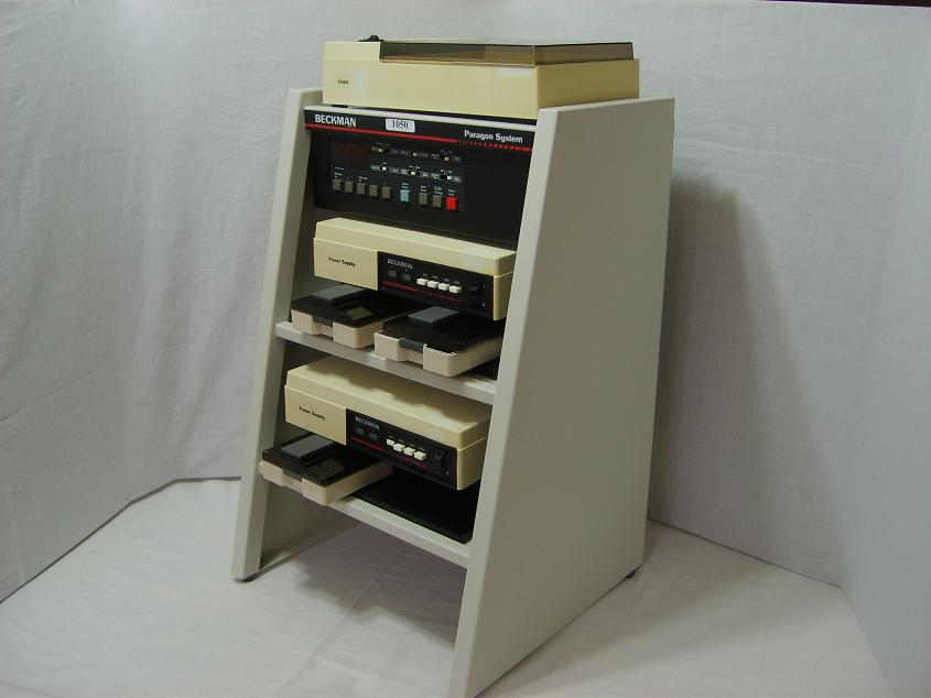 1050: Beckman Electrophoresis System, Electrophoresis, Beckman Instruments