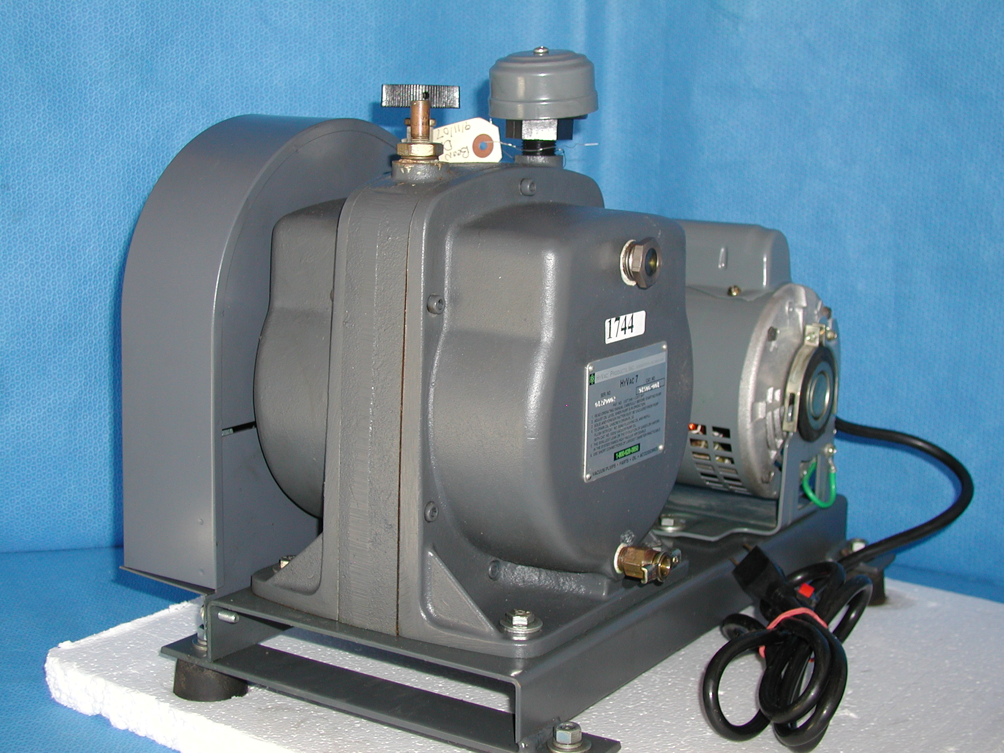 1744: Hyvac 7 Vacuum Pump, Pump, Boekel Scientific